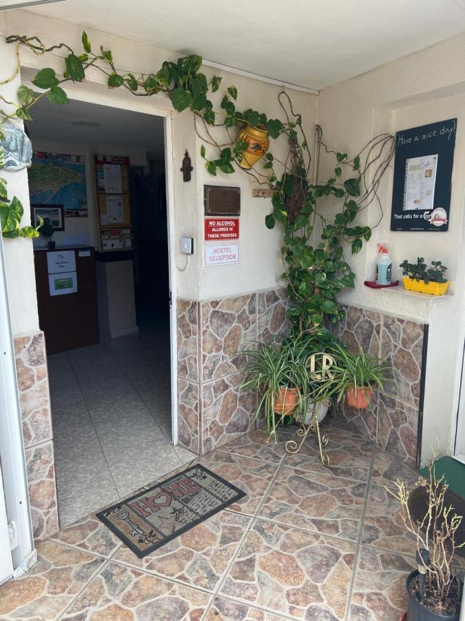 Emile Youth Hostel Gibraltar Exterior photo